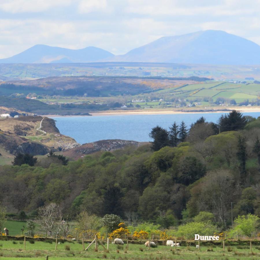 Lissadell Holiday Apartment Buncrana Bagian luar foto